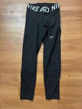 Nike Pro training leggings Size M